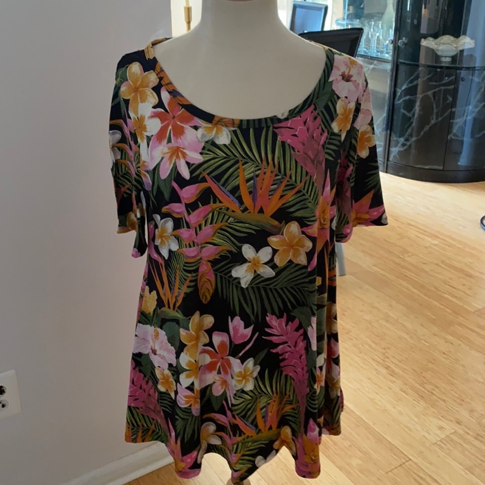 Womens large oversized top